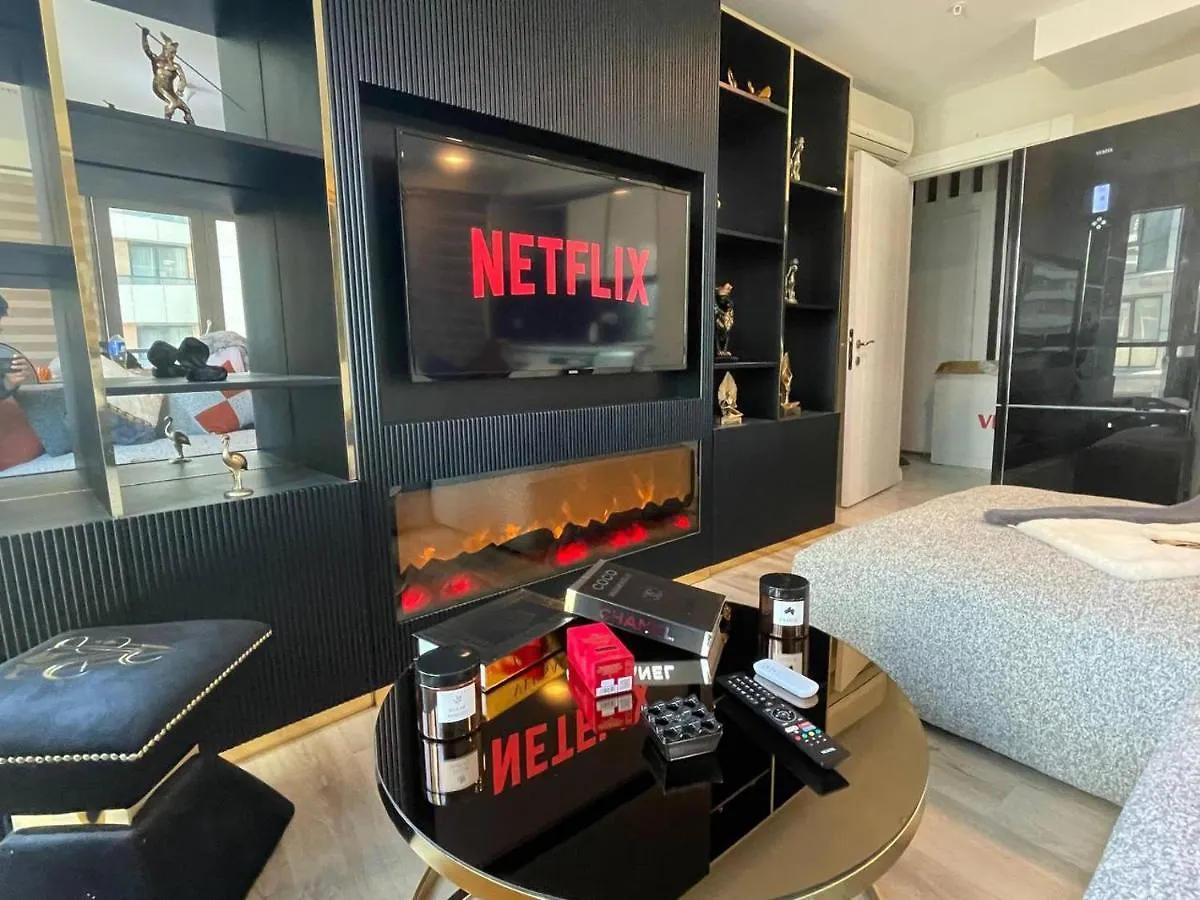 Luxury Apartment By Versace Istanbul